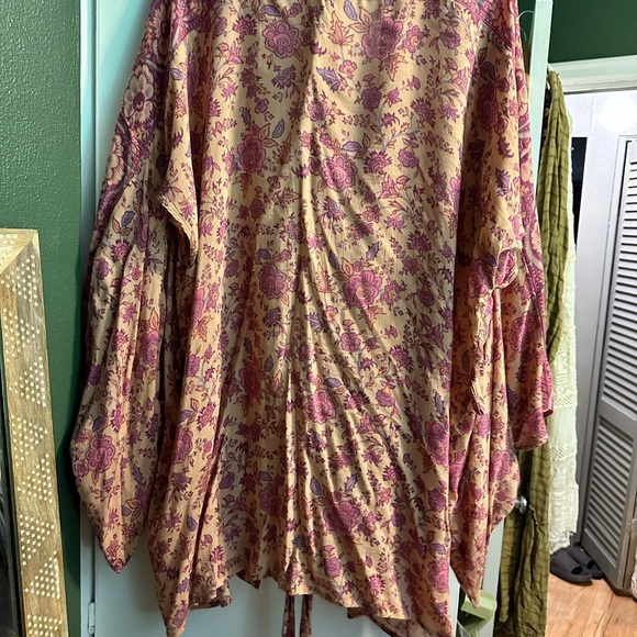 Spell Kimono - Picture 9 of 9